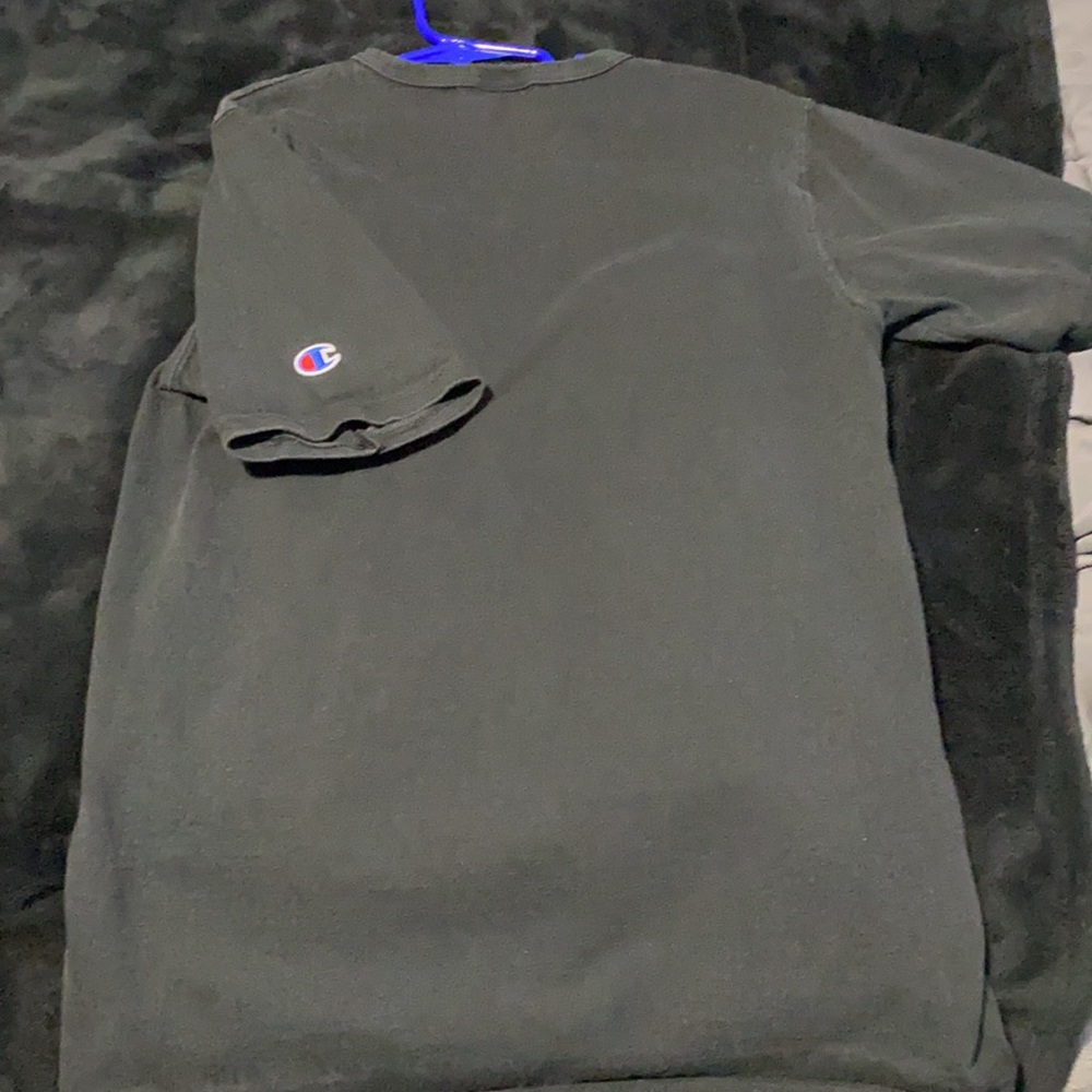 Champion Tee - Picture 3 of 4